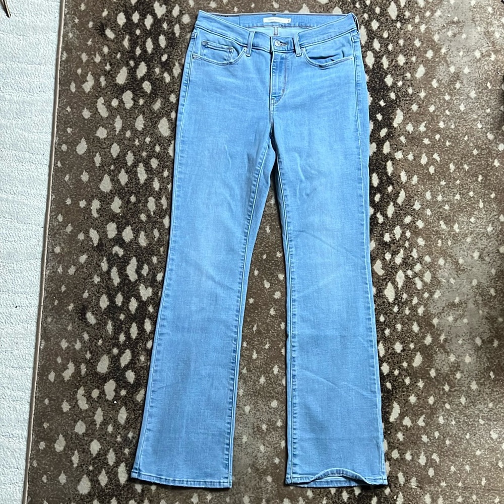 Levi’s Bootcut Jeans - Picture 3 of 8